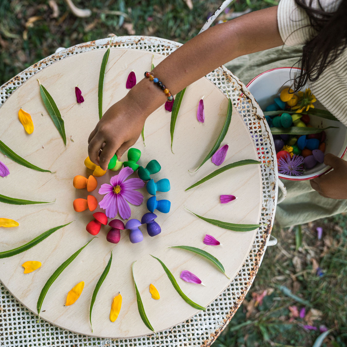GRAPAT Mandala Rainbow Mushrooms