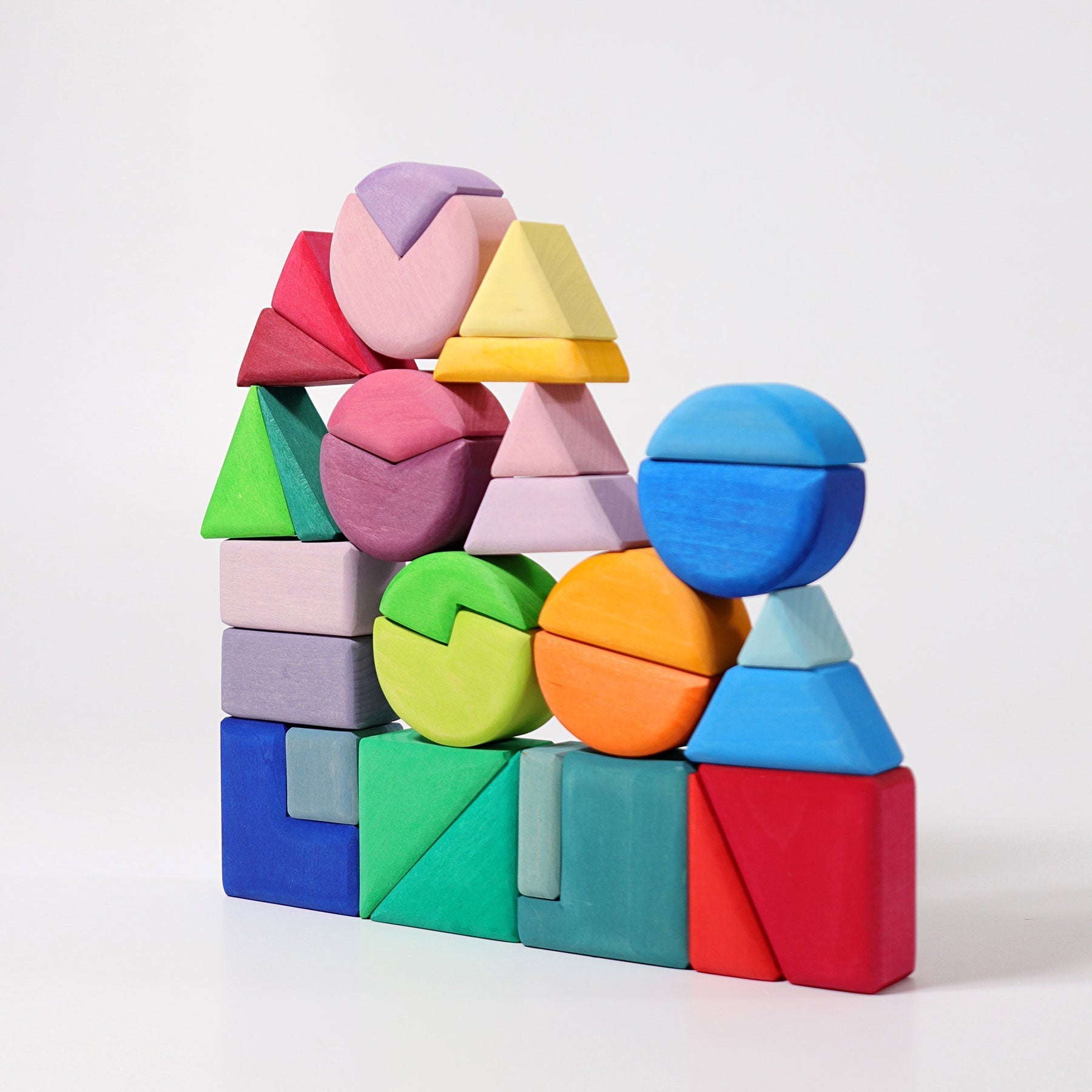 GRIMM'S Triangle, Square, Circle