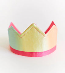 SARAH'S SILKS Crown - Rainbow Rose